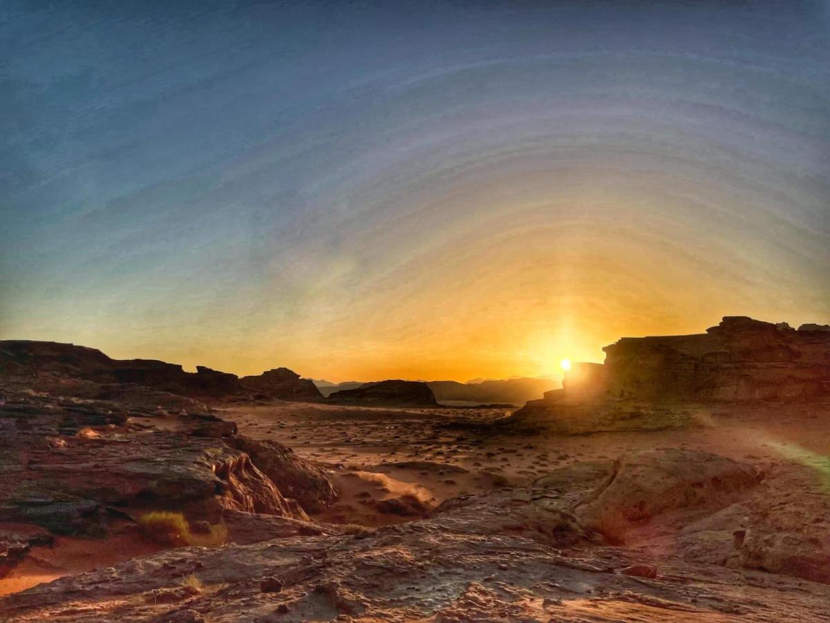 Wadi Rum Bedouin Tour With A Camp מראה חיצוני תמונה