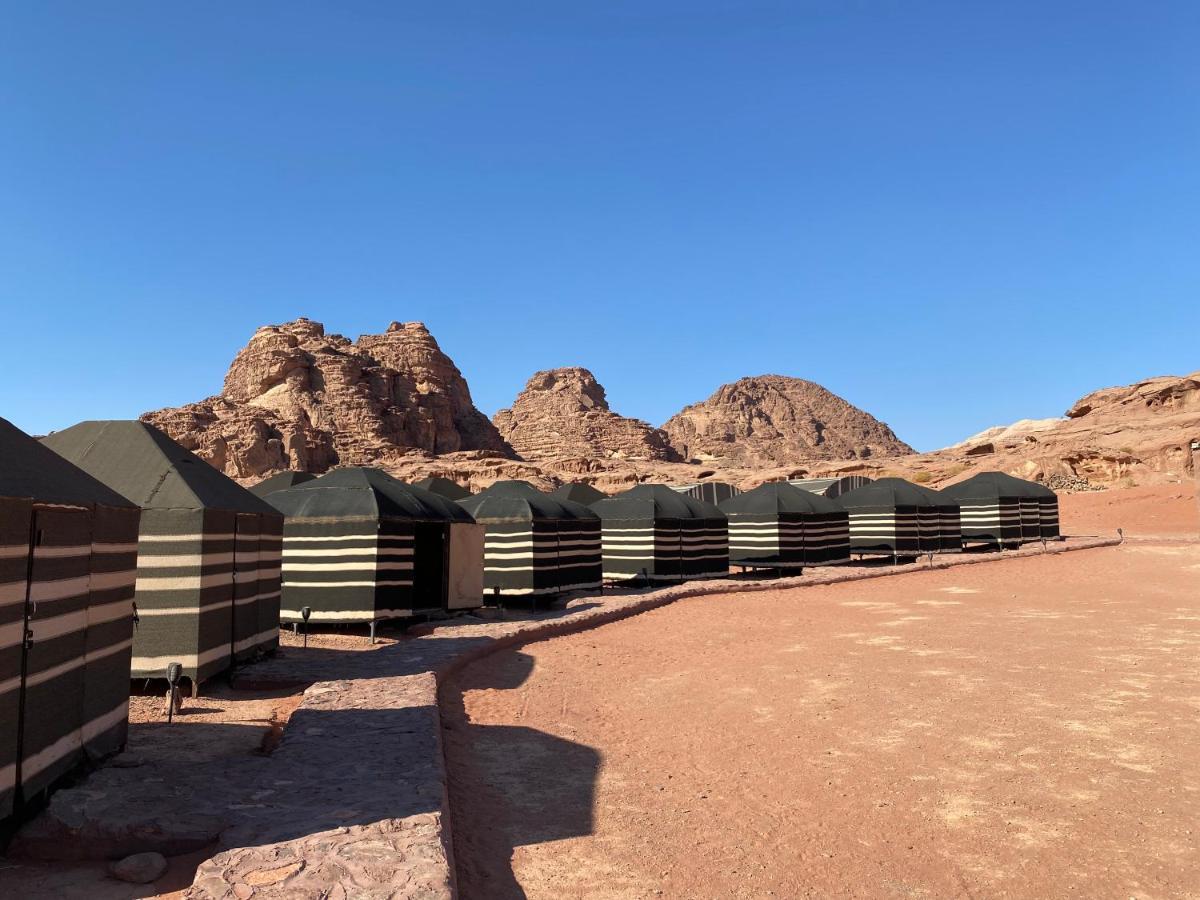 Wadi Rum Bedouin Tour With A Camp מראה חיצוני תמונה