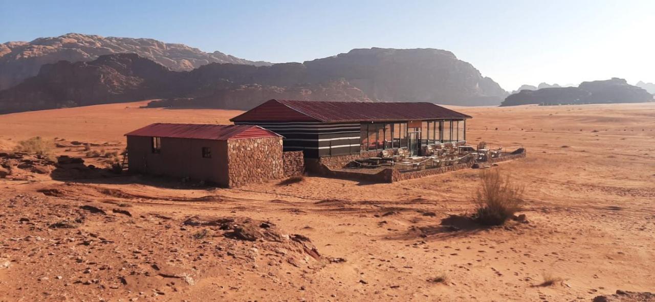 Wadi Rum Bedouin Tour With A Camp מראה חיצוני תמונה