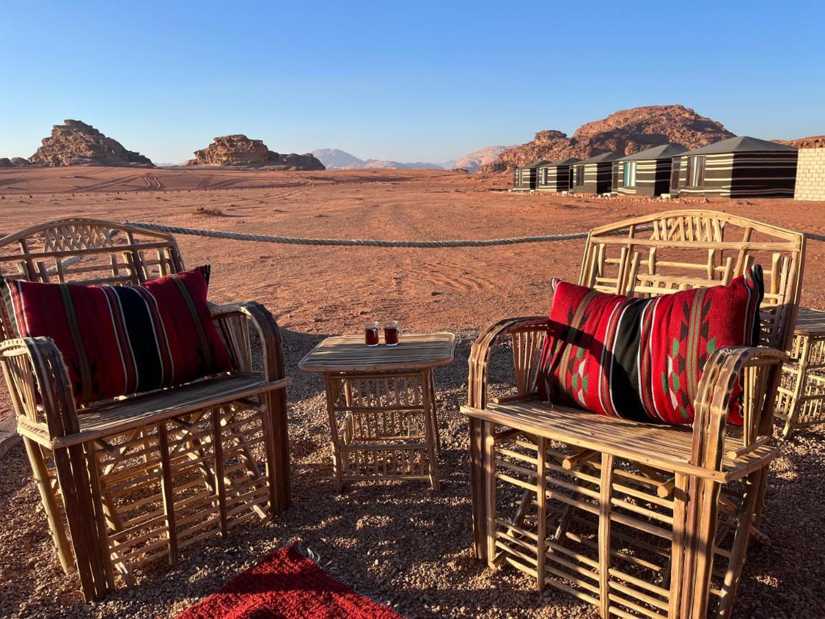 Wadi Rum Bedouin Tour With A Camp מראה חיצוני תמונה