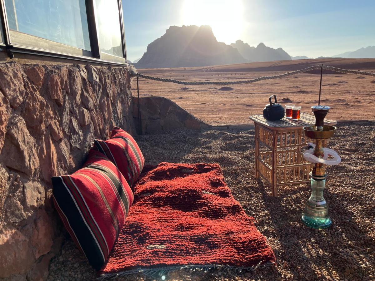 Wadi Rum Bedouin Tour With A Camp מראה חיצוני תמונה