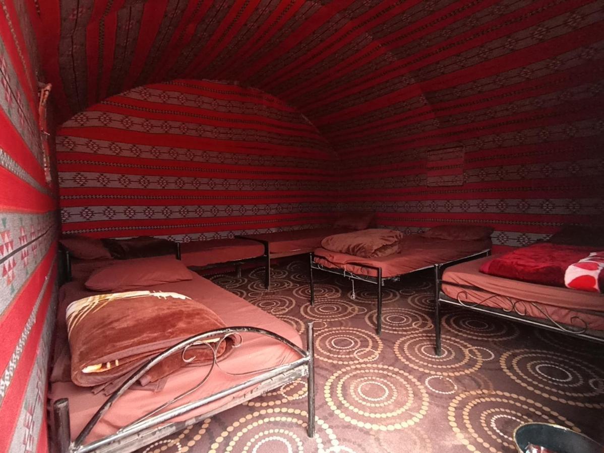 Wadi Rum Bedouin Tour With A Camp מראה חיצוני תמונה