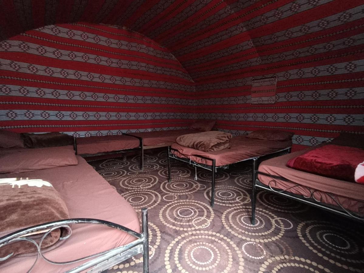 Wadi Rum Bedouin Tour With A Camp מראה חיצוני תמונה