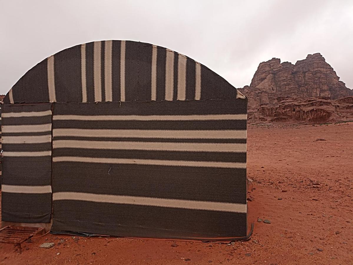 Wadi Rum Bedouin Tour With A Camp מראה חיצוני תמונה