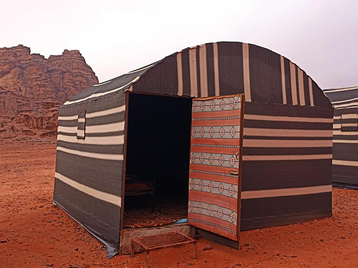 Wadi Rum Bedouin Tour With A Camp מראה חיצוני תמונה