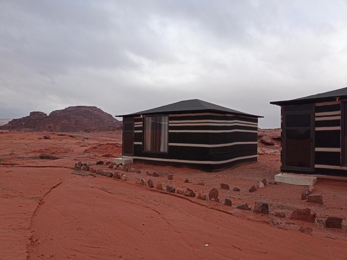 Wadi Rum Bedouin Tour With A Camp מראה חיצוני תמונה
