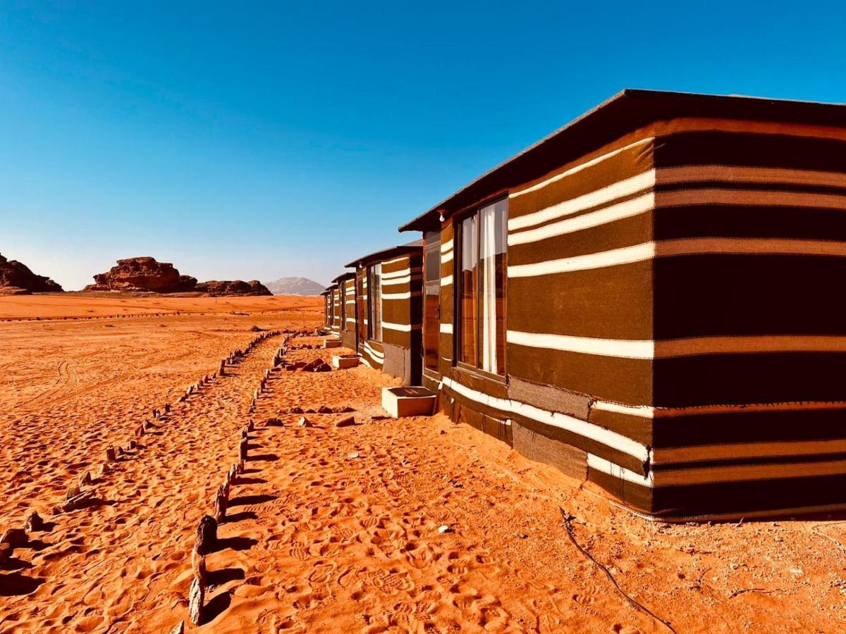 Wadi Rum Bedouin Tour With A Camp מראה חיצוני תמונה