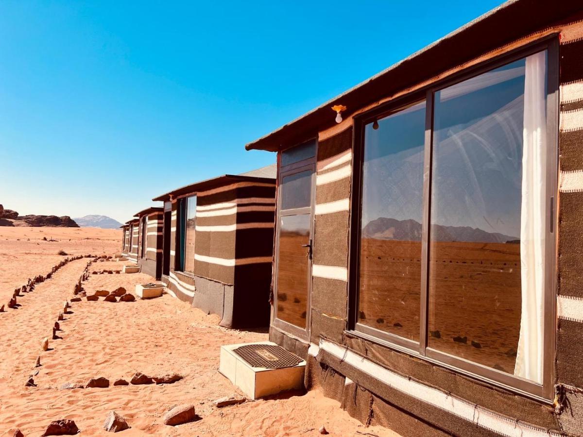 Wadi Rum Bedouin Tour With A Camp מראה חיצוני תמונה