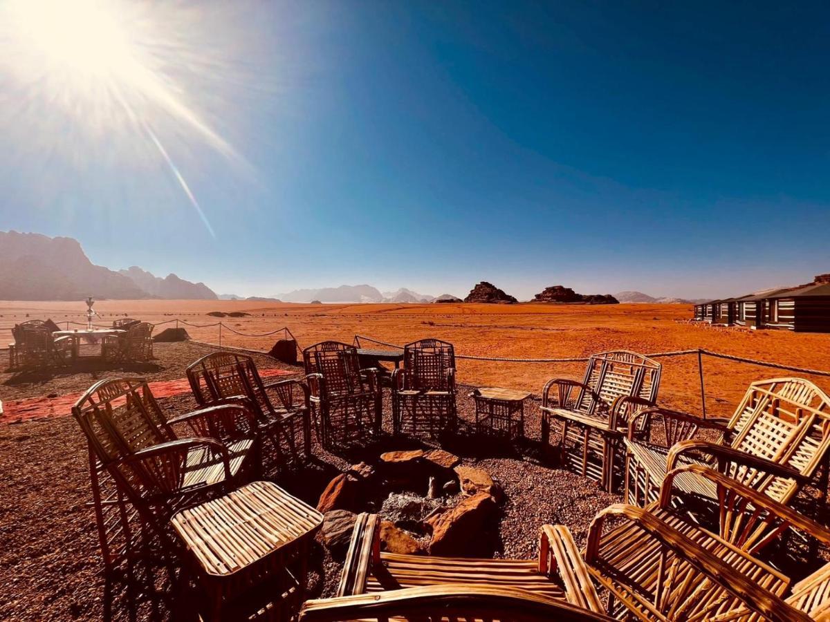 Wadi Rum Bedouin Tour With A Camp מראה חיצוני תמונה
